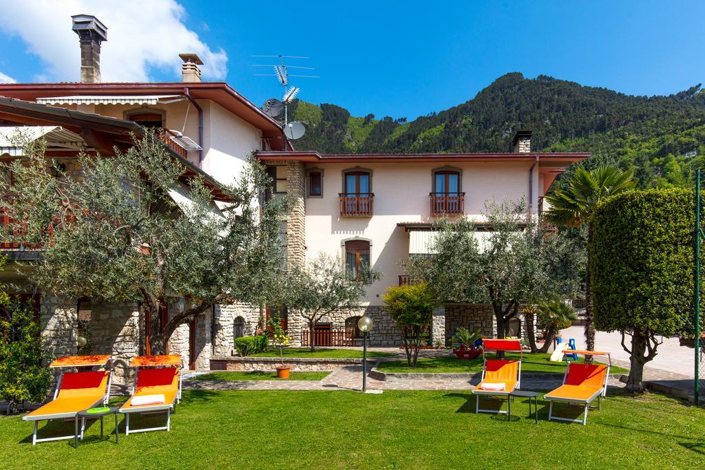 Villa Mariarosa Apartments Тиньяле Экстерьер фото
