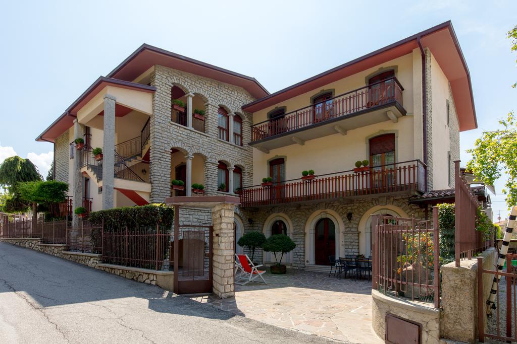 Villa Mariarosa Apartments Тиньяле Экстерьер фото