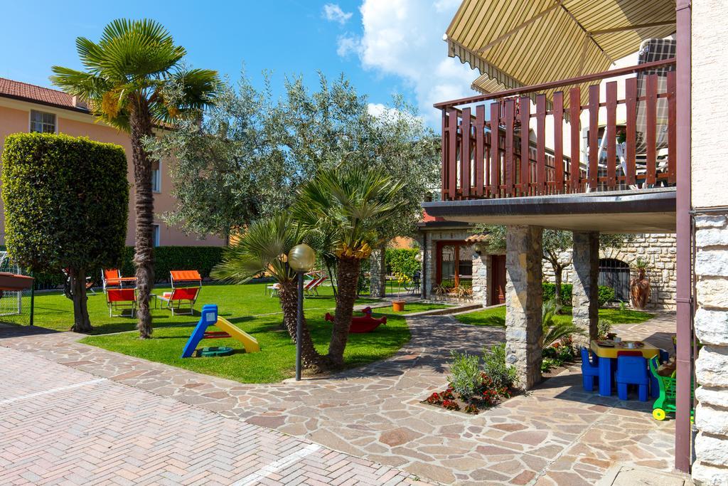 Villa Mariarosa Apartments Тиньяле Экстерьер фото