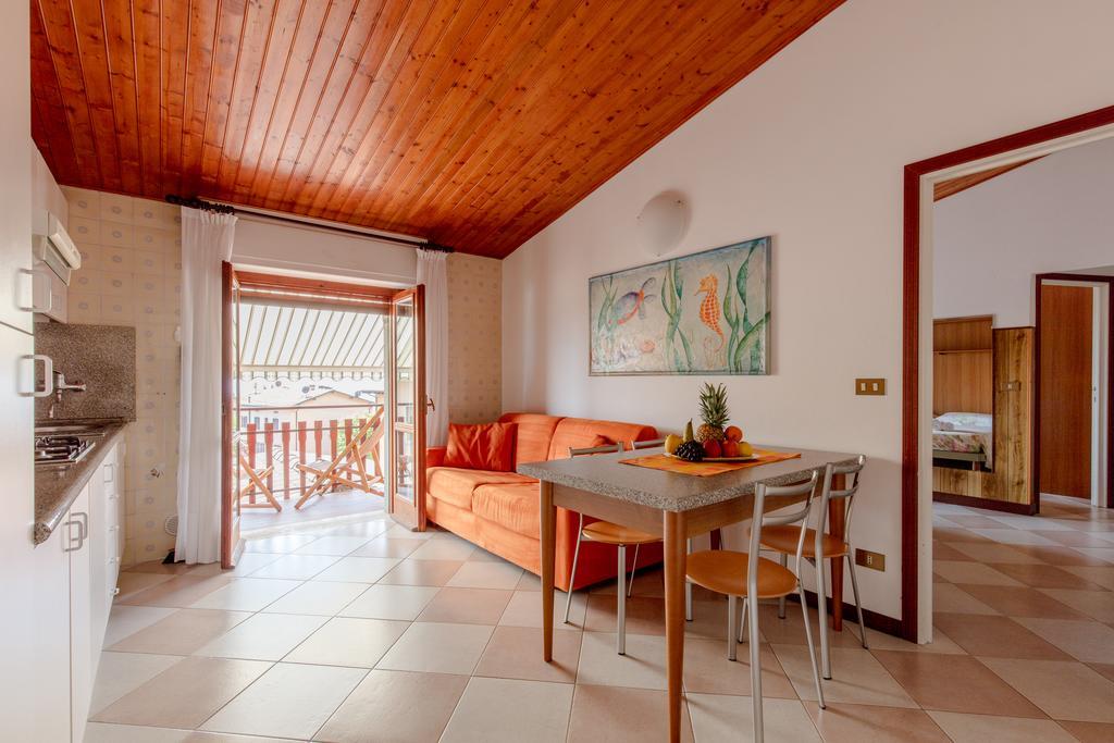 Villa Mariarosa Apartments Тиньяле Экстерьер фото