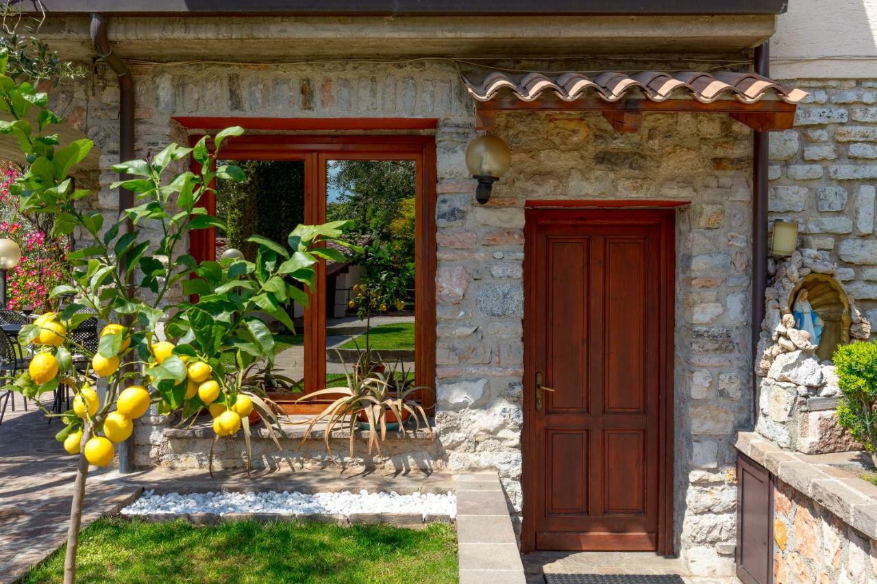 Villa Mariarosa Apartments Тиньяле Экстерьер фото