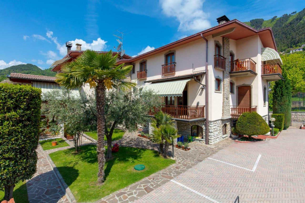 Villa Mariarosa Apartments Тиньяле Экстерьер фото