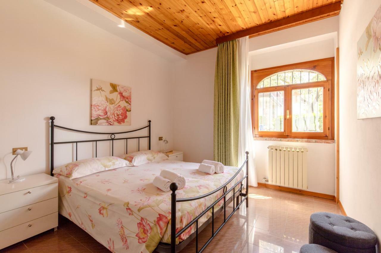Villa Mariarosa Apartments Тиньяле Экстерьер фото